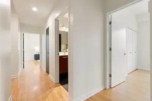 808 N Greenview Ave, Chicago, IL 60642 - Photo 25