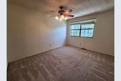102 Halia Crest #102, Mt Vernon, IL 62864 - Photo 7