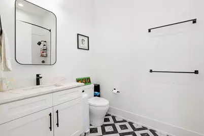 4405 N Richmond Street #205, Chicago, IL 60625 - Photo 15