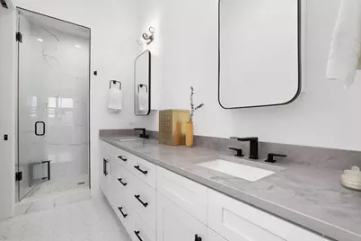 4405 N Richmond Street #205, Chicago, IL 60625 - Photo 11