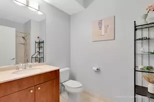 565 W Quincy St, Chicago, IL 60661 - Photo 13