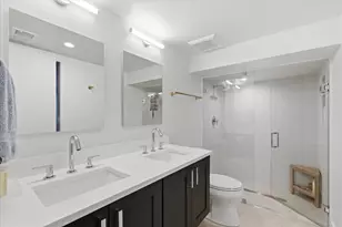 9237 Lincolnwood Dr, Evanston, IL 60203 - Photo 35