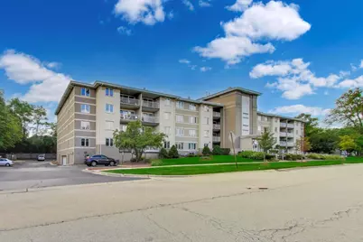 440 E Montrose Avenue #402, Wood Dale, IL 60191 - Photo 3