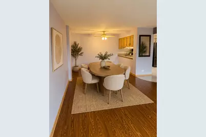 440 E Montrose Avenue #402, Wood Dale, IL 60191 - Photo 5