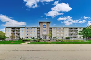 440 E Montrose Ave, Wood Dale, IL 60191 - Photo 1