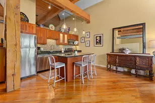 1801 W Larchmont Ave, Chicago, IL 60613 - Photo 15