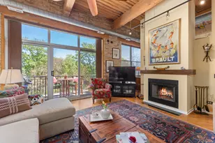 1801 W Larchmont Ave, Chicago, IL 60613 - Photo 11