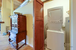 1801 W Larchmont Ave, Chicago, IL 60613 - Photo 27