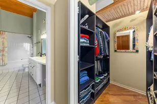1801 W Larchmont Ave, Chicago, IL 60613 - Photo 25