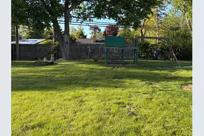 2130 Hawthorne Lane, Waukegan, IL 60087 - Photo 11