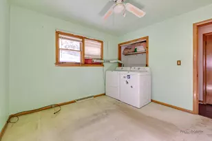 217 Dalton Ave, Mundelein, IL 60060 - Photo 21