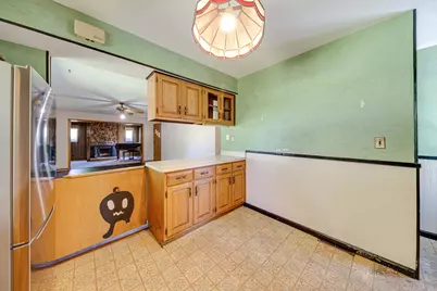 217 Dalton Avenue, Mundelein, IL 60060 - Photo 15