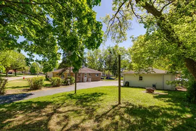 217 Dalton Avenue, Mundelein, IL 60060 - Photo 3