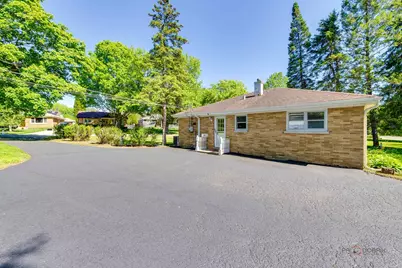 217 Dalton Avenue, Mundelein, IL 60060 - Photo 5