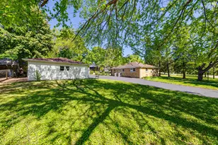 217 Dalton Ave, Mundelein, IL 60060 - Photo 27