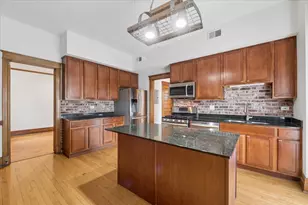 1961 N Fremont St, Chicago, IL 60614 - Photo 9