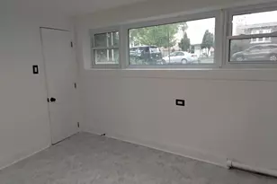 2166 N Moody Ave, Chicago, IL 60639 - Photo 9