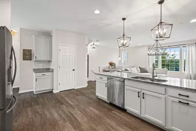 2546 Huntleigh Lane, Woodridge, IL 60517 - Photo 7