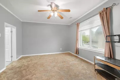 10440 S Torrence Avenue, Chicago, IL 60617 - Photo 5