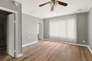 10440 S Torrence Ave, Chicago, IL 60617 - Photo 17