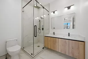 1244 N Kedzie Ave, Chicago, IL 60651 - Photo 11