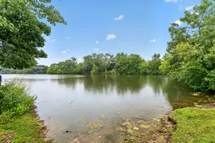 5900 Oakwood Dr, Lisle, IL 60532 - Photo 43