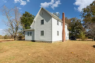 17064 Old Frankfort Road, Johnston City, IL 62951 - Photo 13