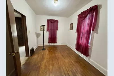 1332 Chartres Street, Lasalle, IL 61301 - Photo 7