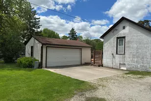 1332 Chartres St, Lasalle, IL 61301 - Photo 15
