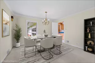 593 Cumnock Rd, Inverness, IL 60067 - Photo 5