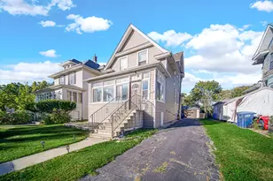 310 S 2nd Ave N, Maywood, IL 60153 - Photo 3