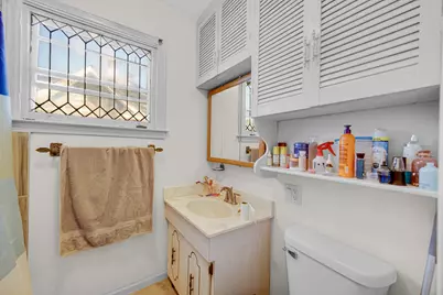 310 S 2nd Avenue N, Maywood, IL 60153 - Photo 15