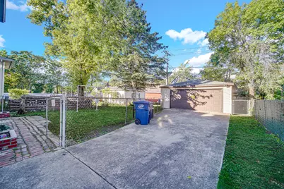 310 S 2nd Avenue N, Maywood, IL 60153 - Photo 19