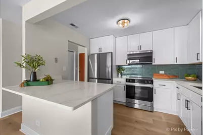 711 S River Road #606, Des Plaines, IL 60016 - Photo 5