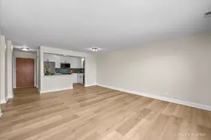 711 S River Rd, Des Plaines, IL 60016 - Photo 9