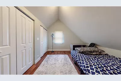 1305 W Barry Avenue #2R, Chicago, IL 60657 - Photo 9