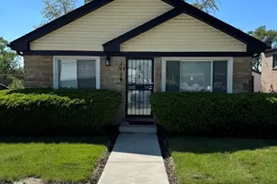 1116 Cernan Dr, Bellwood, IL 60104 - Photo 1