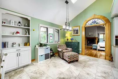 39W526 Lori Lane, Elgin, IL 60124 - Photo 17