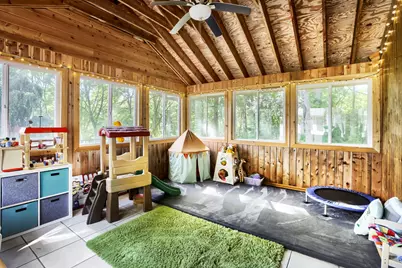 39W526 Lori Lane, Elgin, IL 60124 - Photo 27