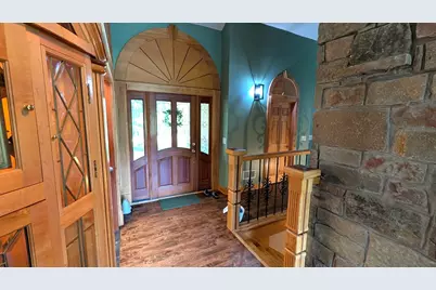 39W526 Lori Lane, Elgin, IL 60124 - Photo 7