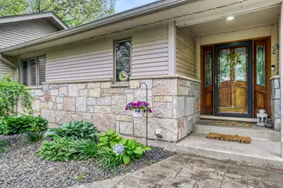 39W526 Lori Lane, Elgin, IL 60124 - Photo 5