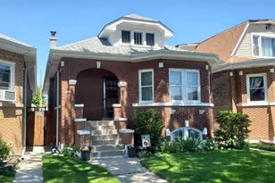 5320 W Wolfram St, Chicago, IL 60641 - Photo 3