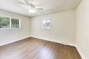 238 N Greenwood Ave, Palatine, IL 60074 - Photo 11