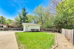 238 N Greenwood Ave, Palatine, IL 60074 - Photo 25