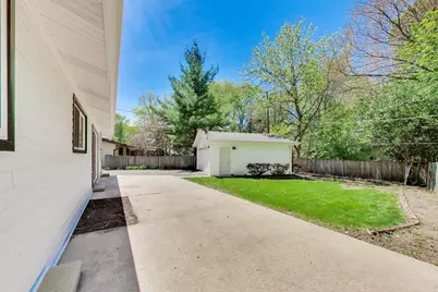 238 N Greenwood Avenue, Palatine, IL 60074 - Photo 23