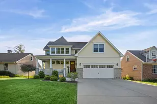 212 S Bothwell St, Palatine, IL 60067 - Photo 1