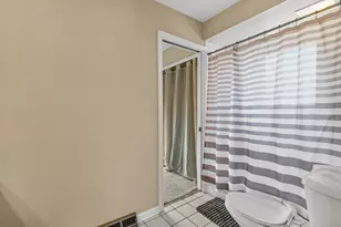 5245 170th St, Oak Forest, IL 60452 - Photo 27