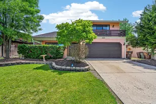 5245 170th St, Oak Forest, IL 60452 - Photo 1