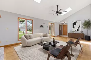 309 Andrea Dr, Manhattan, IL 60442 - Photo 3
