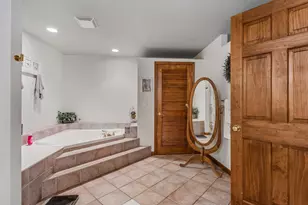 12317 N 1100 East Rd, Catlin, IL 61817 - Photo 27
